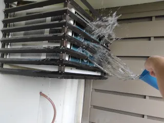 Aircon cleaning (Window type): Regular maintenance