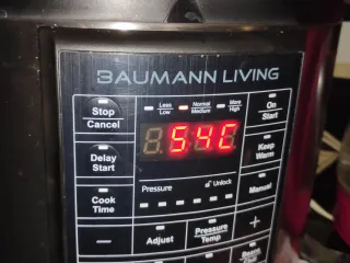 Changing temperature unit on Bauman Living pressure cooker